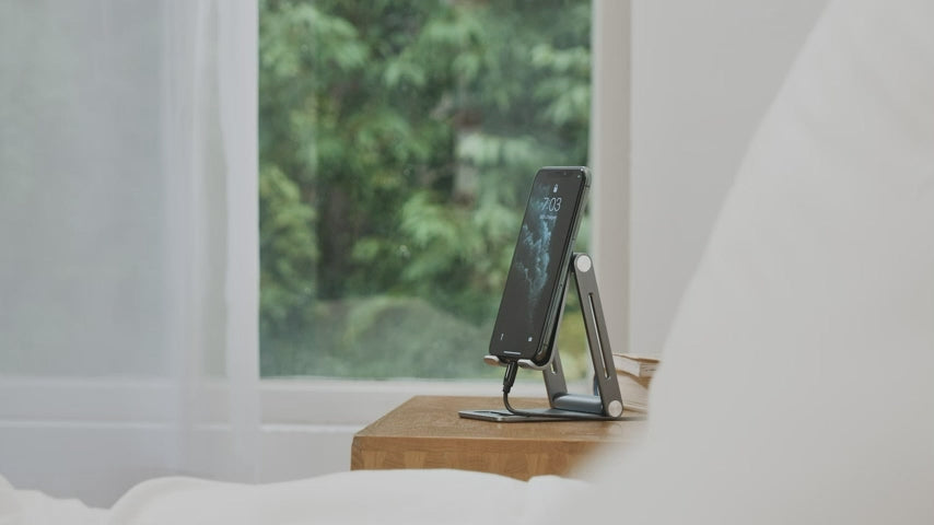 Aluminum Adjustable Portable Phone Stand for Desk Accessories | USBYON.COM